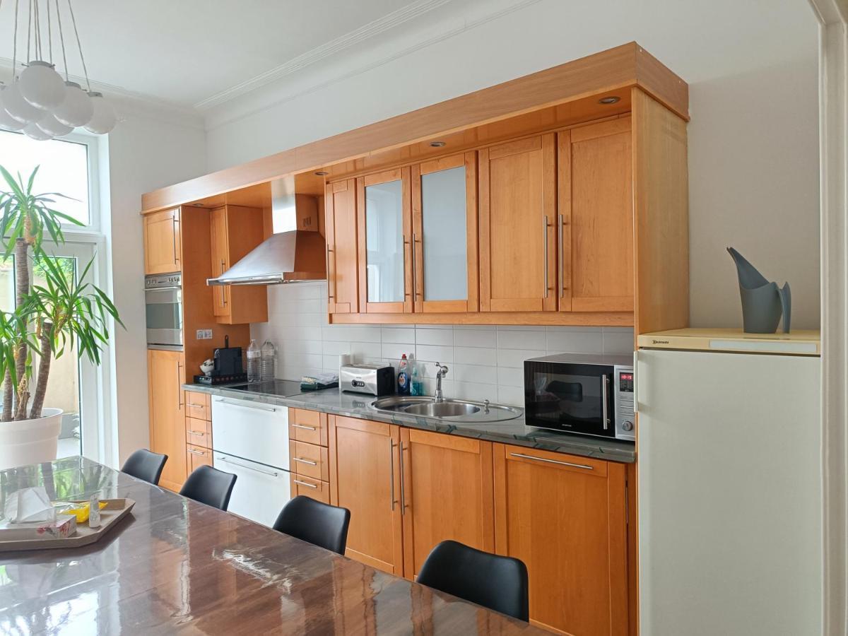 The Brussels-Laken Appartement Eksteriør billede